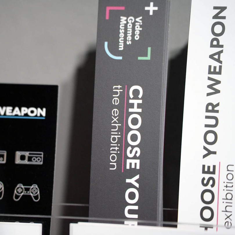 Σελιδοδείκτης Choose Your Weapon Μαύρος