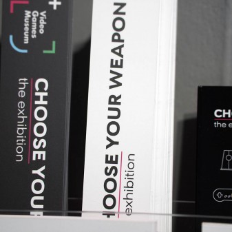 Σελιδοδείκτης Choose Your Weapon Άσπρος