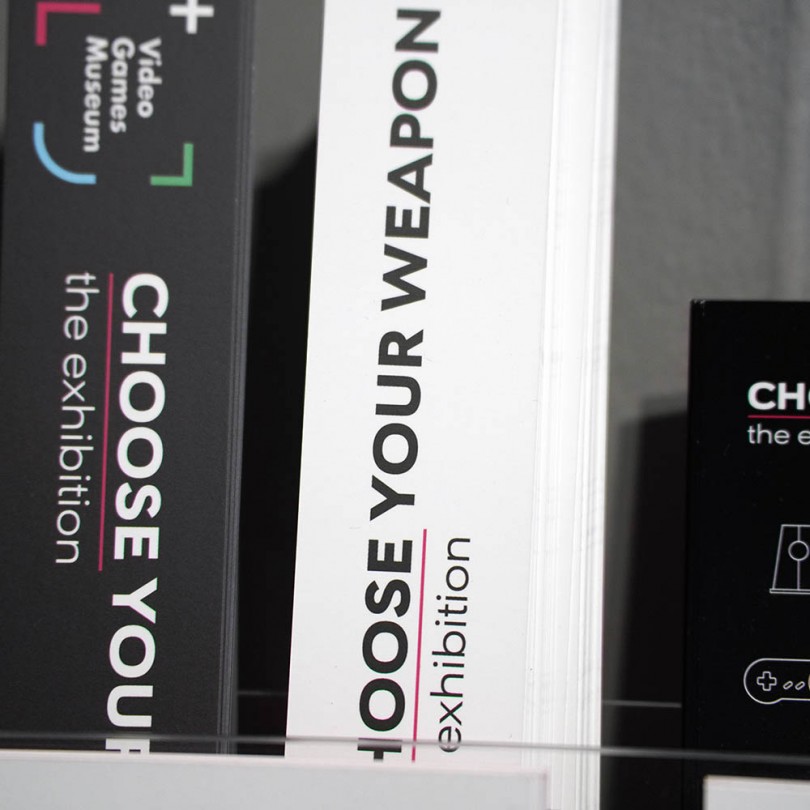 Σελιδοδείκτης Choose Your Weapon Άσπρος
