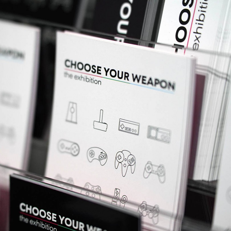 Καρτ Ποστάλ Choose Your Weapon Λευκή
